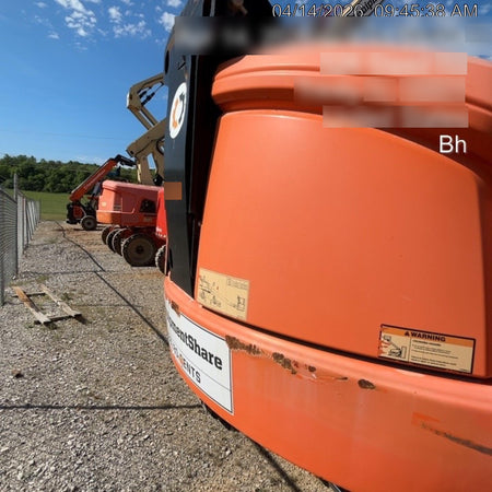 2019 JLG 400S