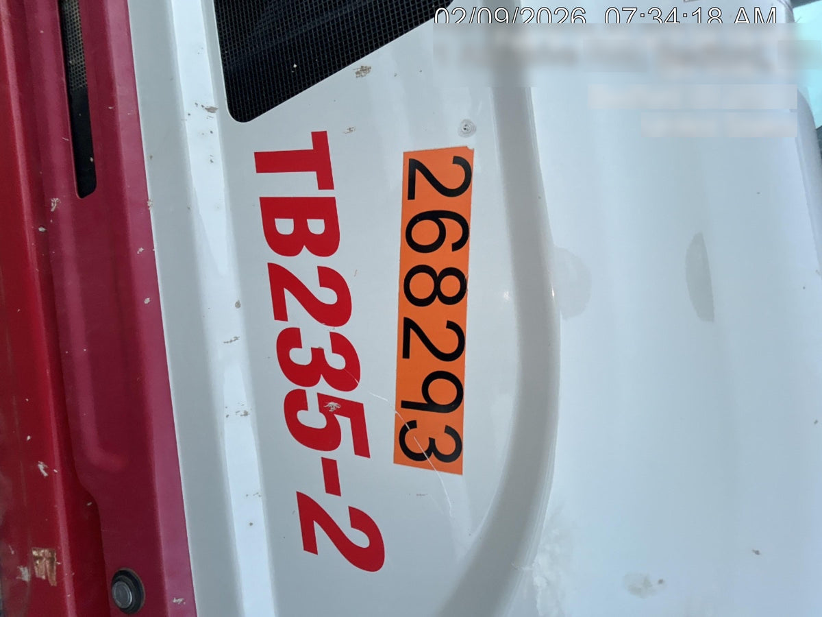 2022 TAKEUCHI TB235-2CR
