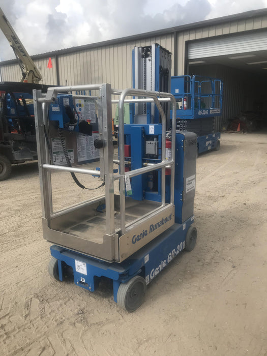 2020 GENIE GR-20