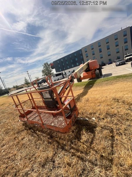 2018 JLG 660SJ