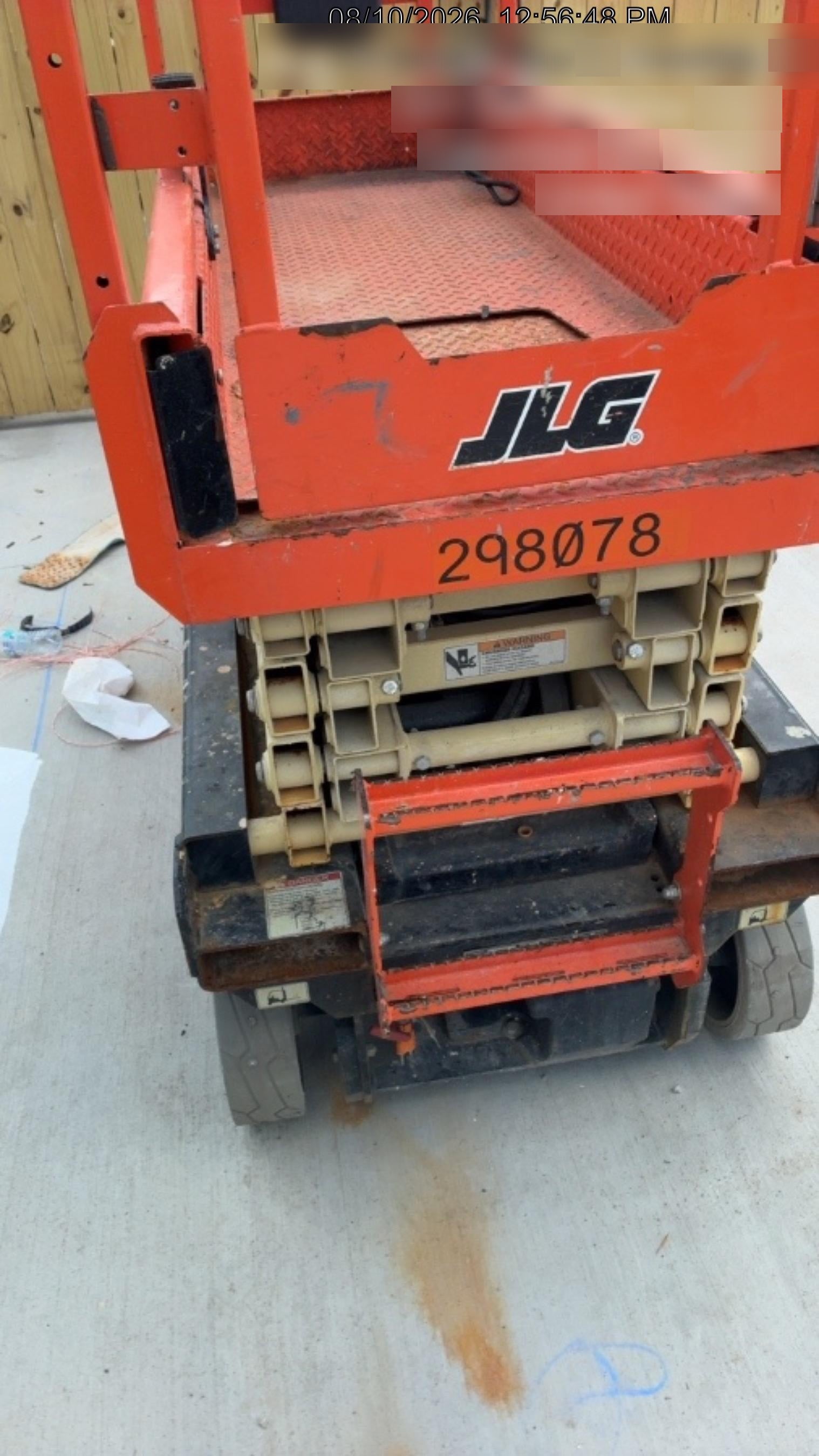 2023 JLG ES1932