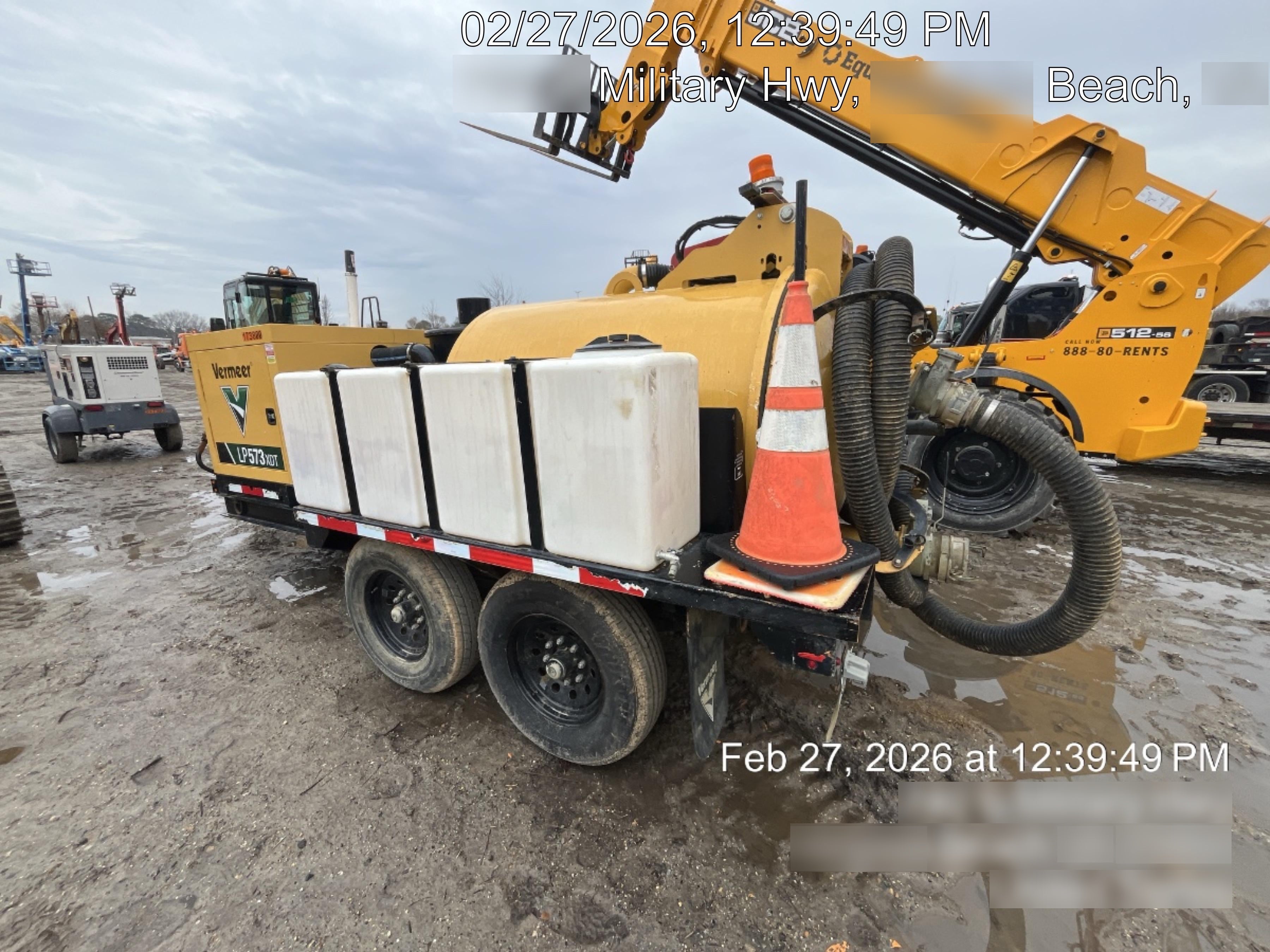 2021 Vac-Tron LP573XDT T4 Koehler Diesel Engine, 500 Gallon Debris Tank, x2 100 Gallon Water Tanks