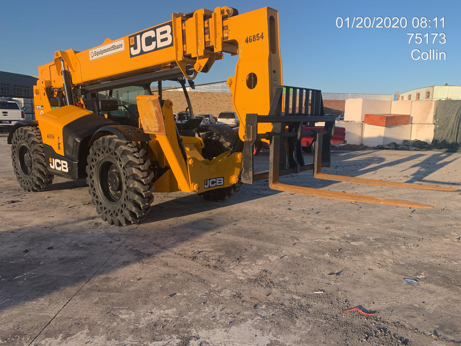 2019 JCB 510-56 Canopy, 74 HP, Solid Tires, STD Worklight, Beacon, Aux Hydraulics, Lifting Eye, Back up Alarm w/66" Carriage/60" Forks
