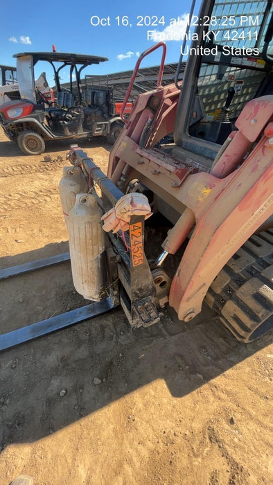 2024 ARROW MATERIAL HANDLING 72" Pallet Forks - Arrow