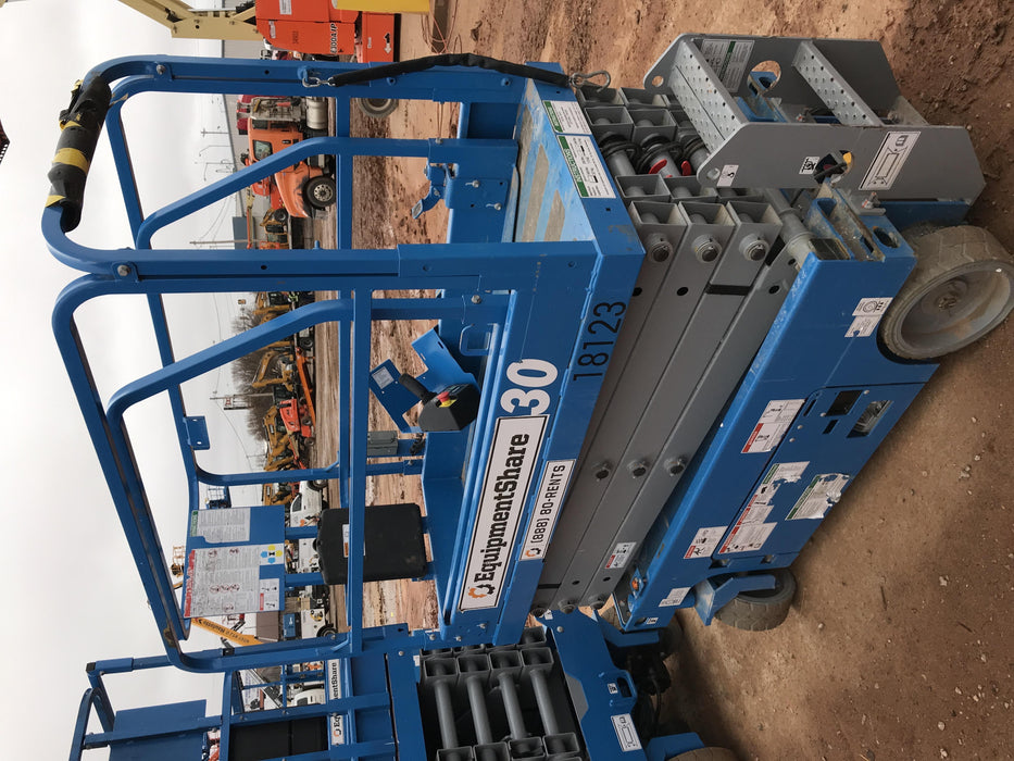 2018 Genie GS-1930 Genie GS-1930 w/Fixed Rail, Chain Entry