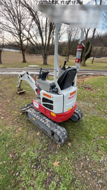 2022 TAKEUCHI TB210R