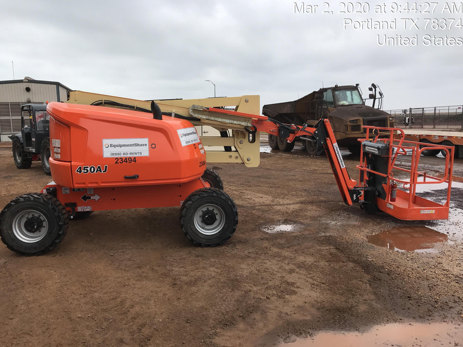 2019 JLG 450AJ