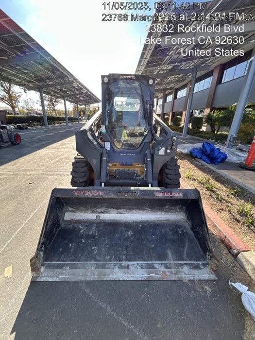 2025 TAKEUCHI 76" Smooth Bucket - Takeuchi