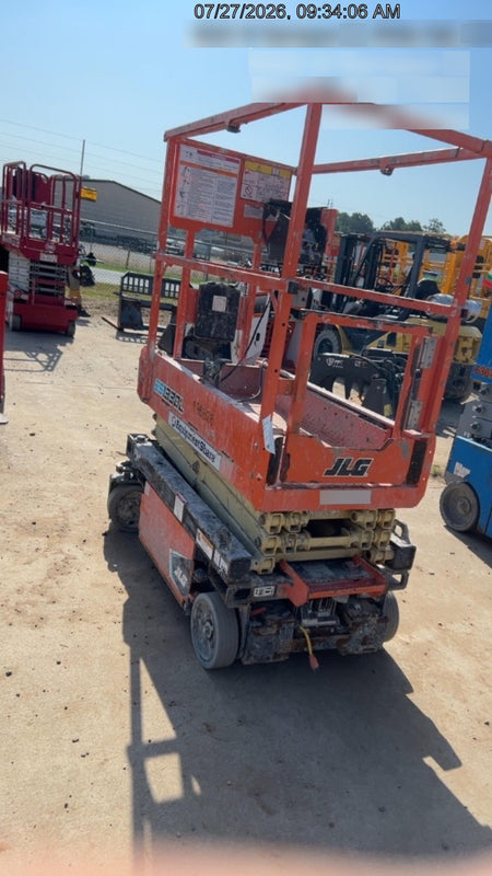 2021 JLG ES1330L