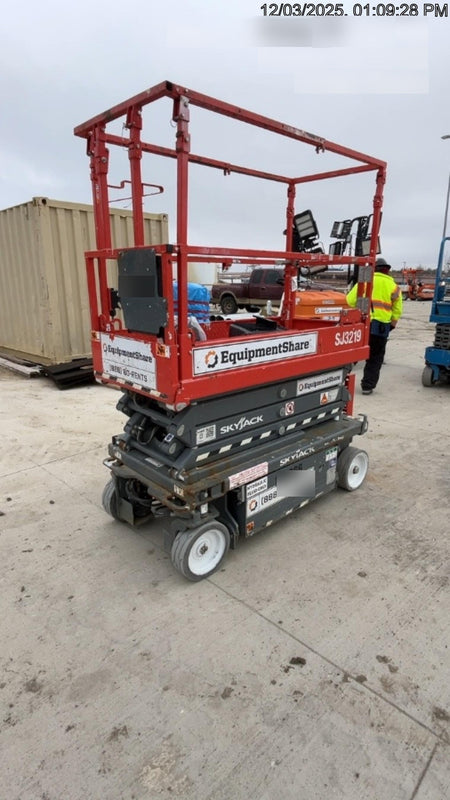 2021 SKYJACK SJ3219