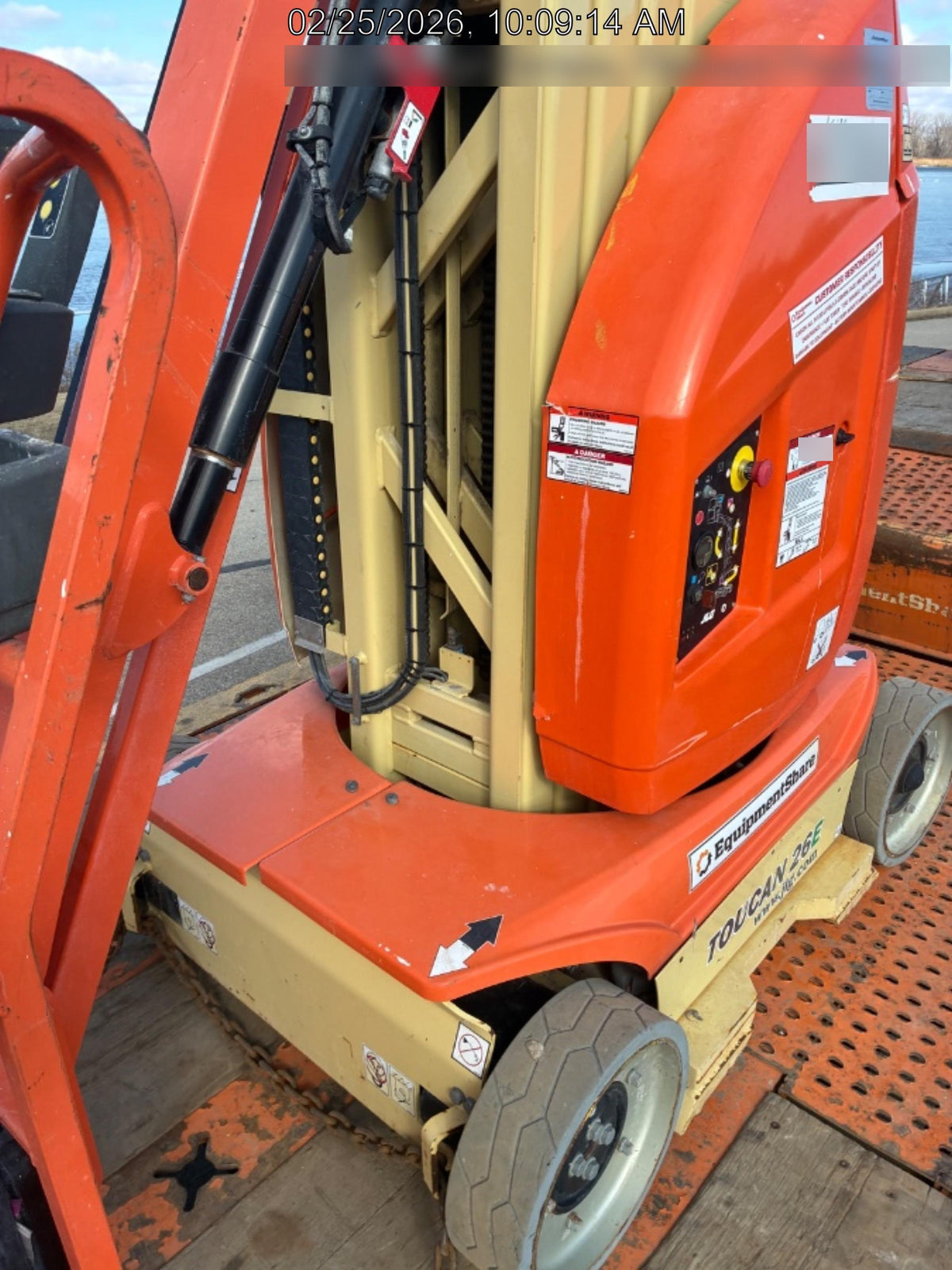 2020 JLG T26E