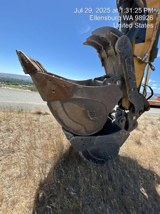 2025 JOHN DEERE 36" Bucket, Excavator 25,000 - 35,000 John Deere