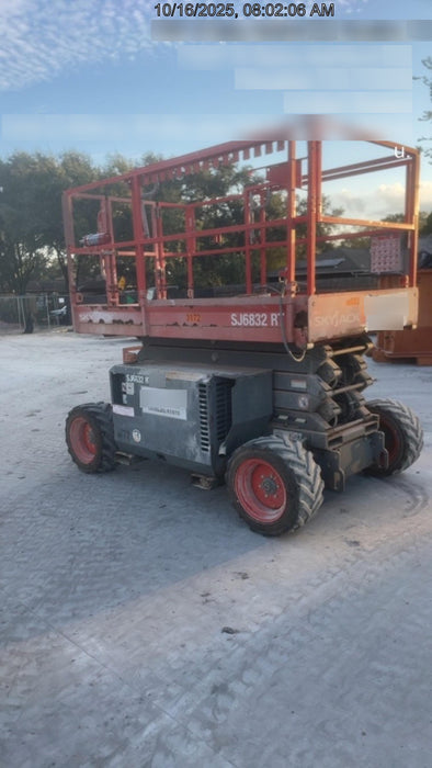 2017 SKYJACK SJ6832 RT