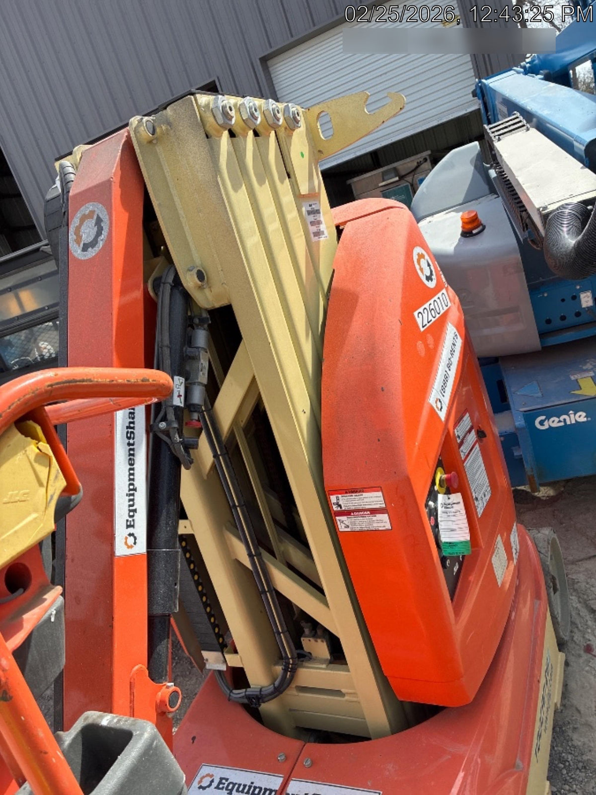 2022 JLG 26E