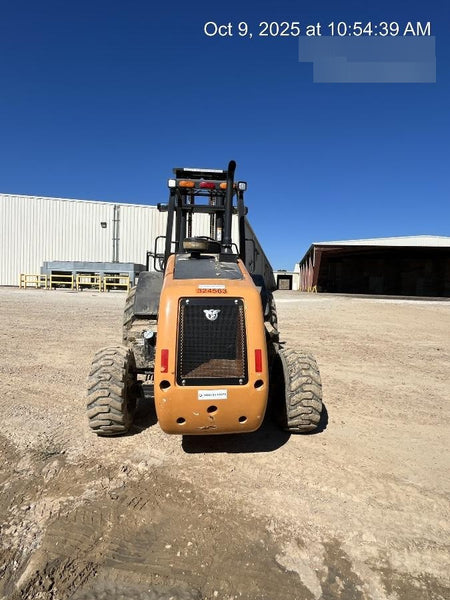 2023 CASE 588H