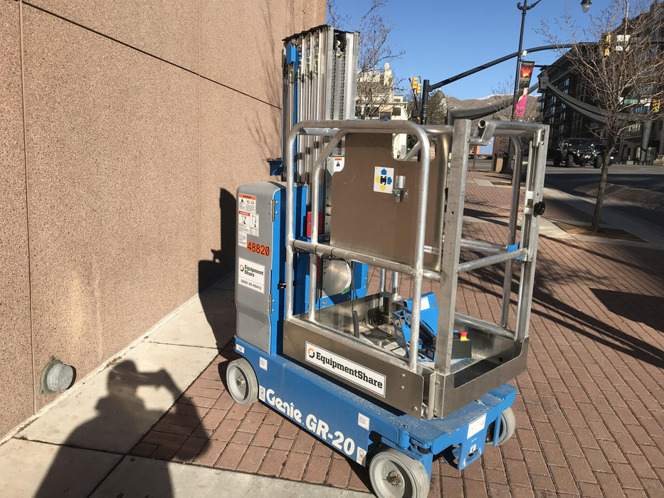 2019 GENIE GR-20