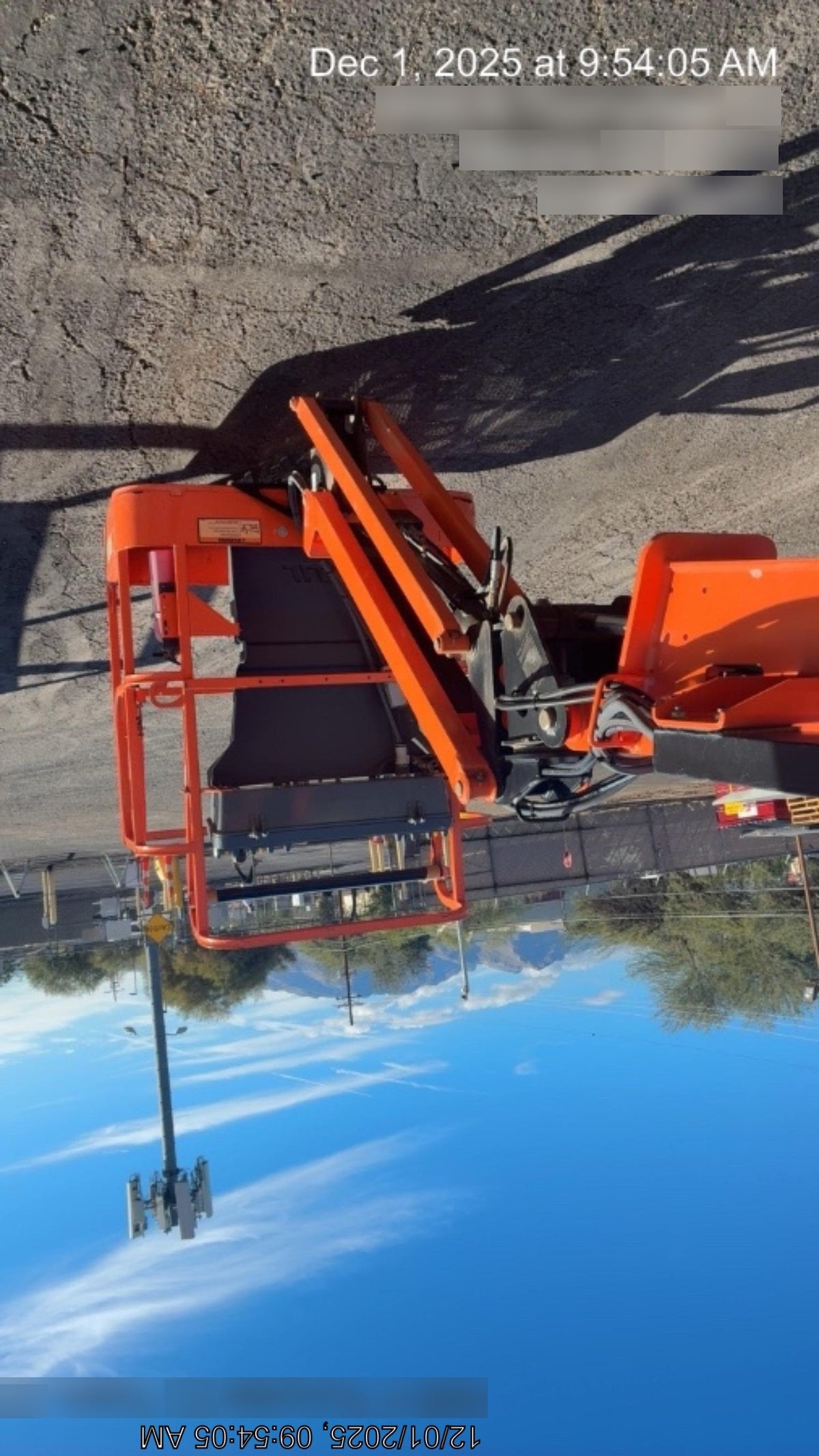 2019 JLG E300AJP