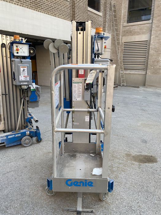 2021 GENIE AWP-30S DC