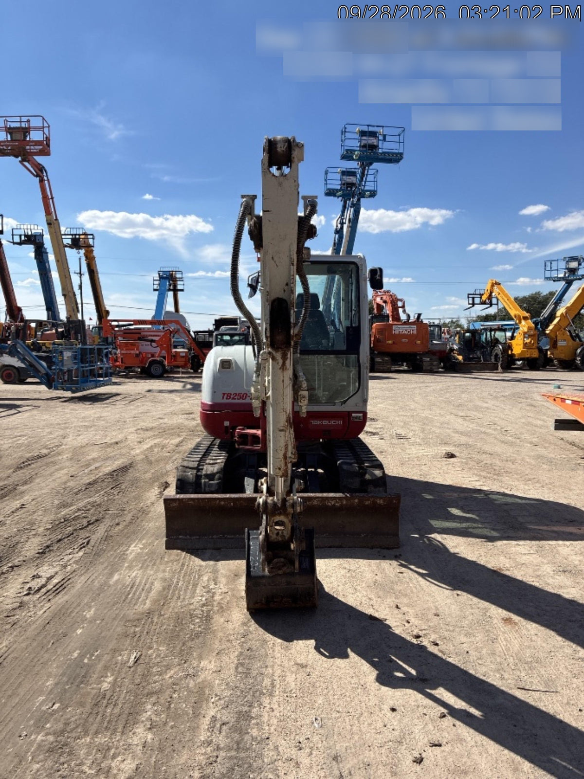 2023 TAKEUCHI TB250-2CR