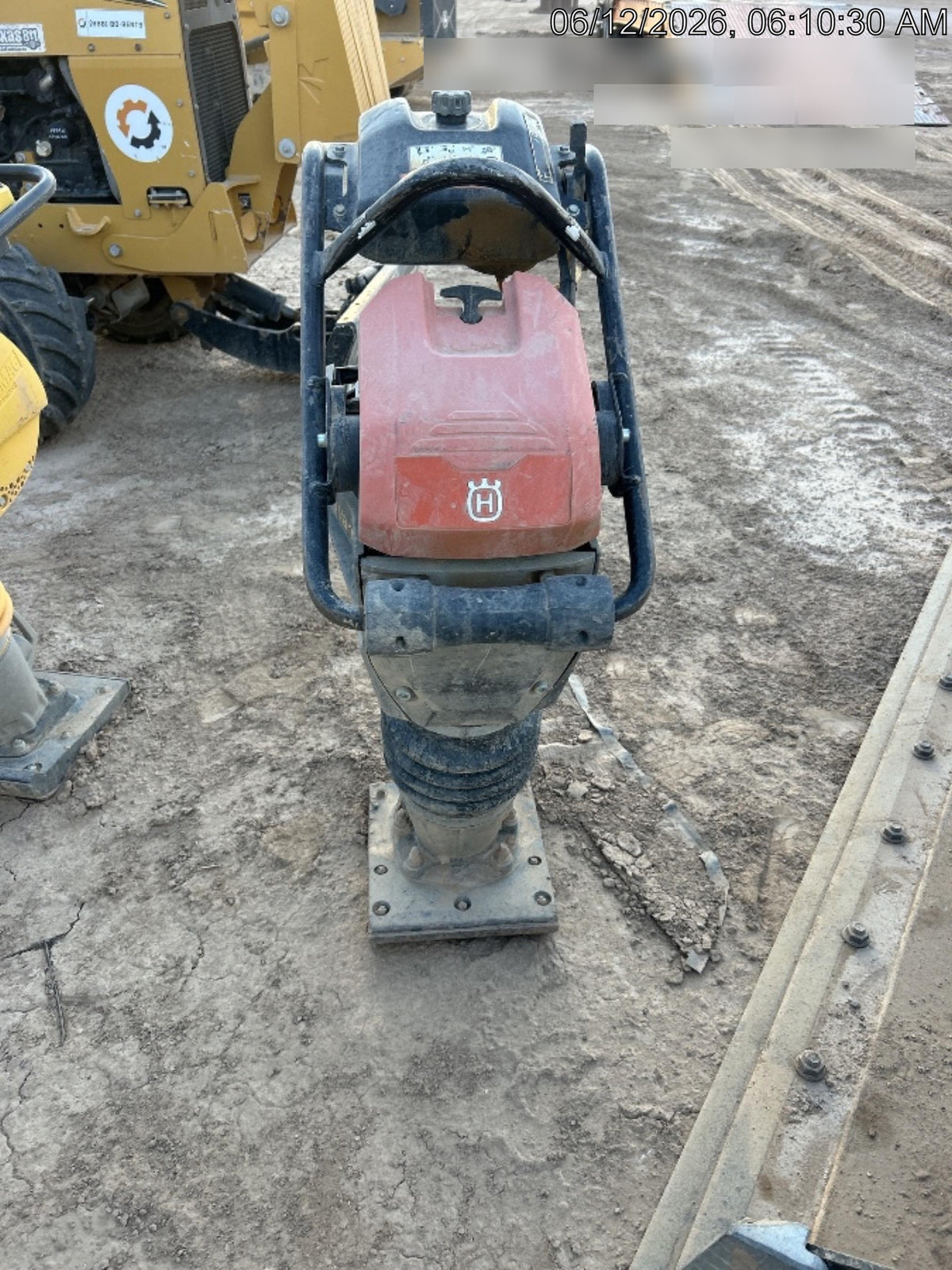2025 HUSQVARNA LT6005