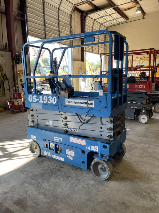 2019 Genie GS-1930 Fixed rails with chain Entry