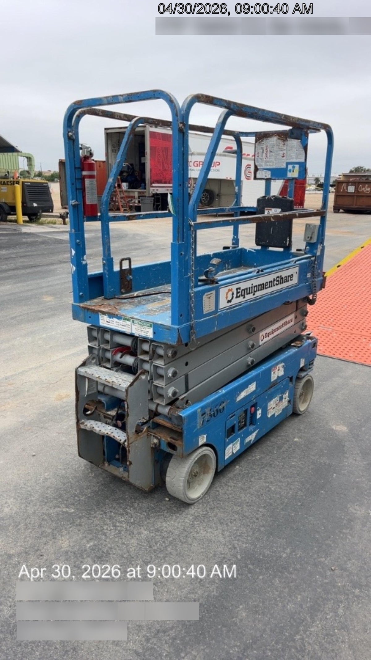 2017 Genie GS-1930 Genie GS-1930 Lift w/Fixed Rail and Chain Entry