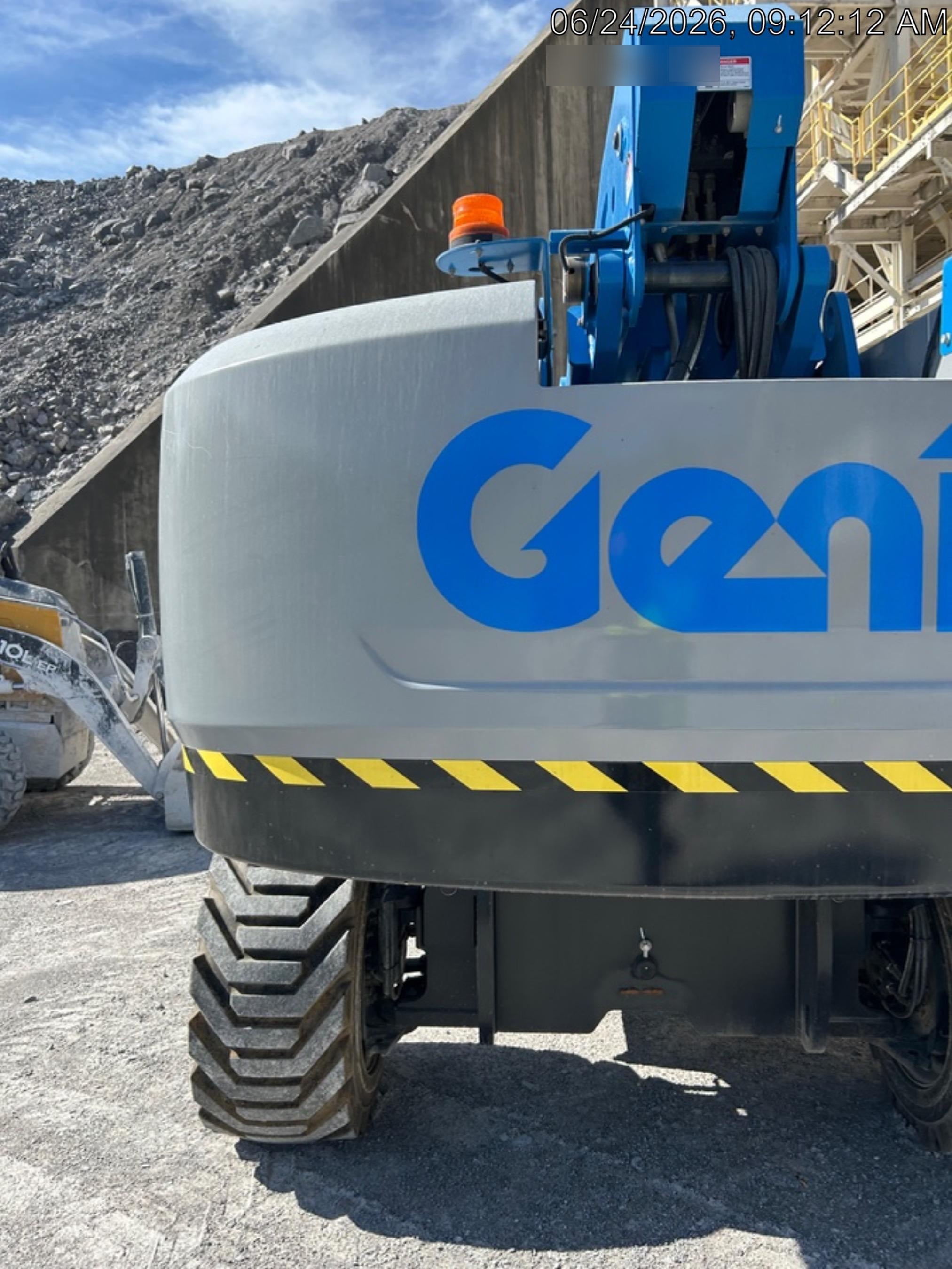 2024 GENIE S-85 XC
