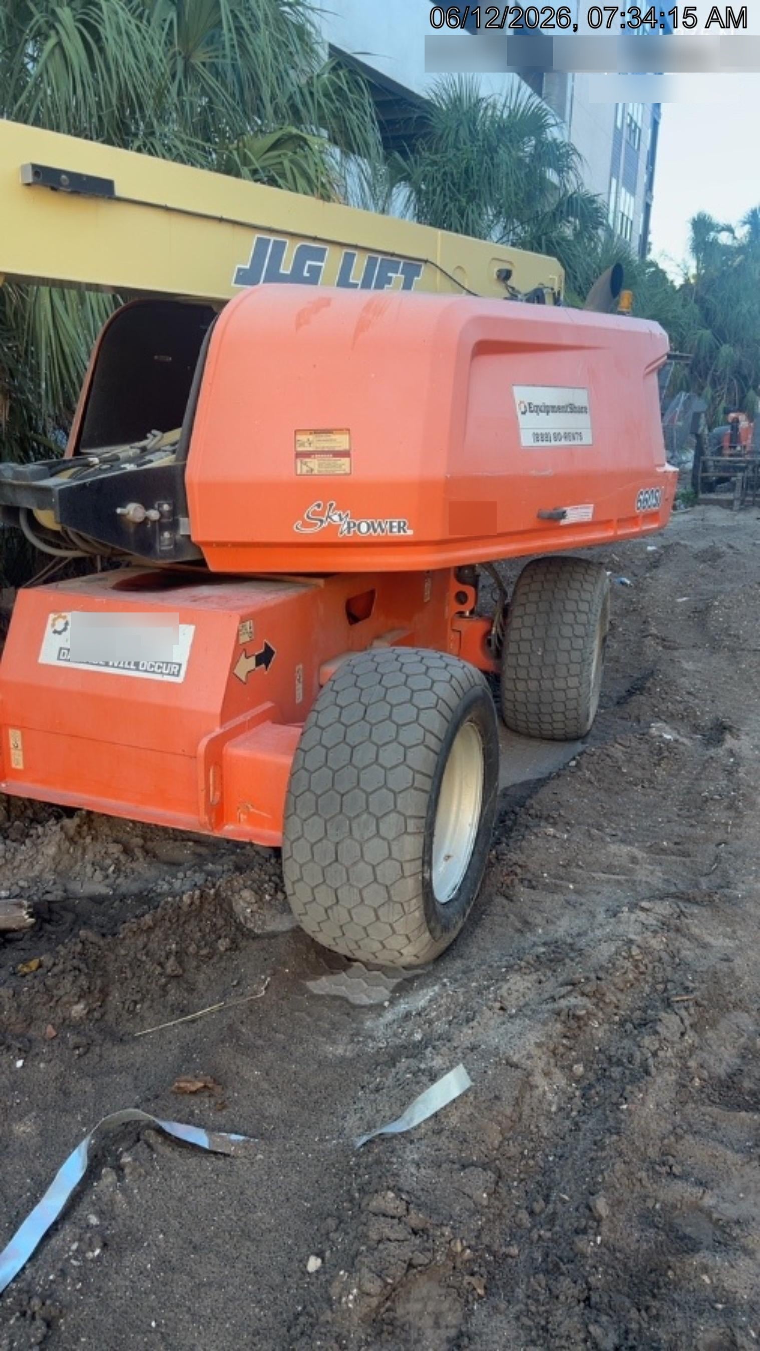 2019 JLG 660SJ