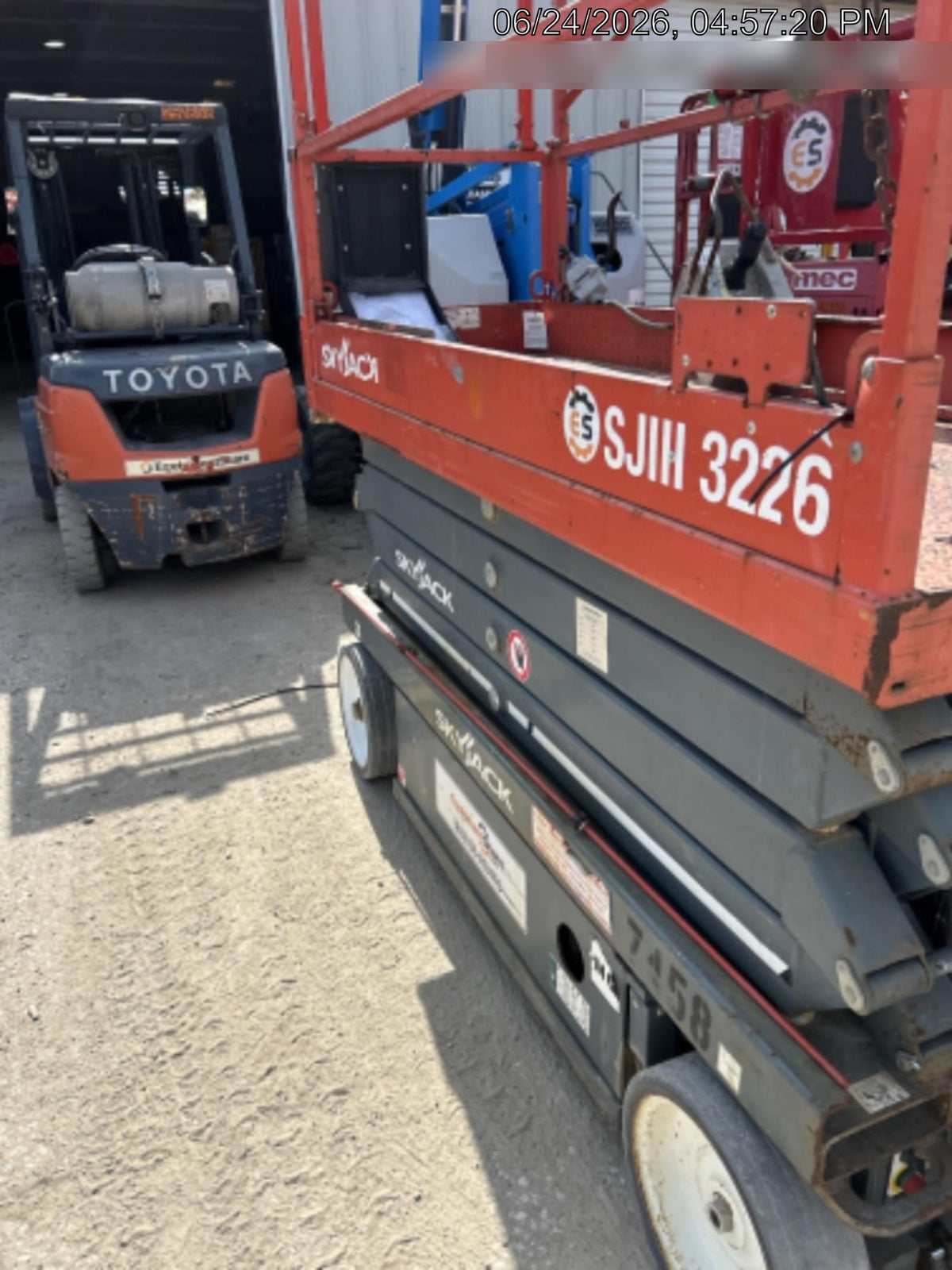 2018 SKYJACK SJIII-3226