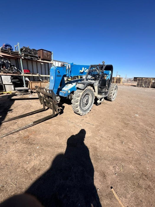 2018 Genie GTH-636 Genie GTH-636 w/Open ROPS, Solid Tires, Work Light/Beacon, 48" Carriage and Forks