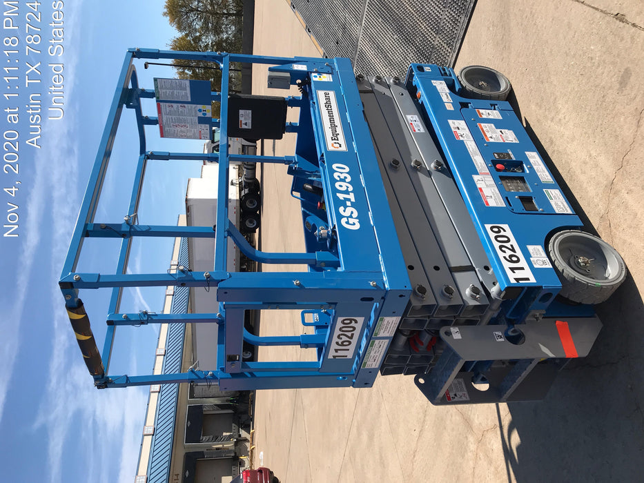 2020 Genie GS-1930 Solid Non Marking Tires, Beacon, Folding rails with half height swing gate