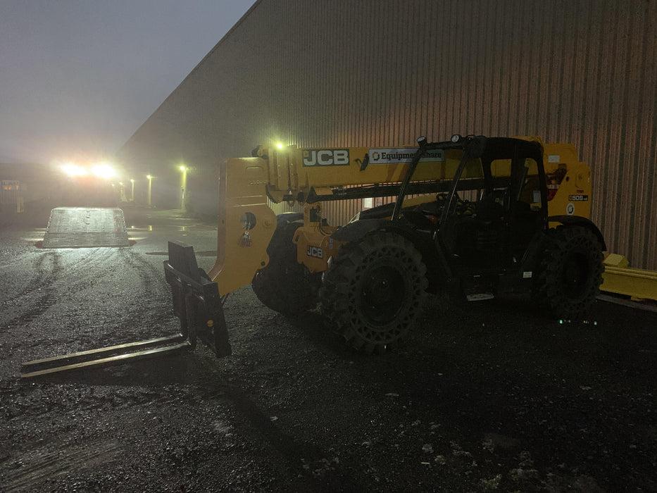 2020 JCB 509-42 Canopy, Solid Tires, Work Lights, Beacon, Aux Hydraulics, Back up Alarm, Lifting Eye, ES Decals