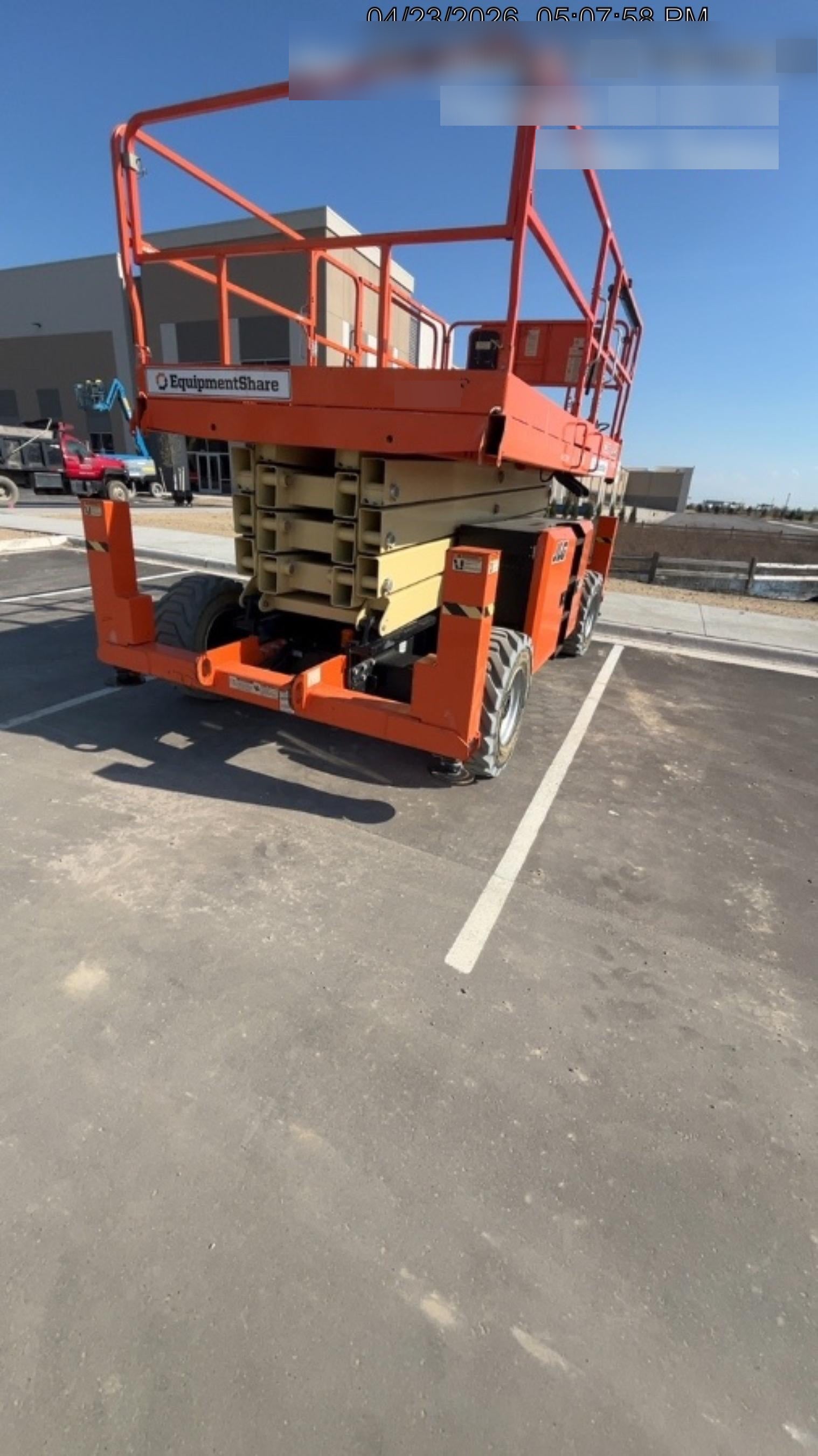 2019 JLG 430LRT
