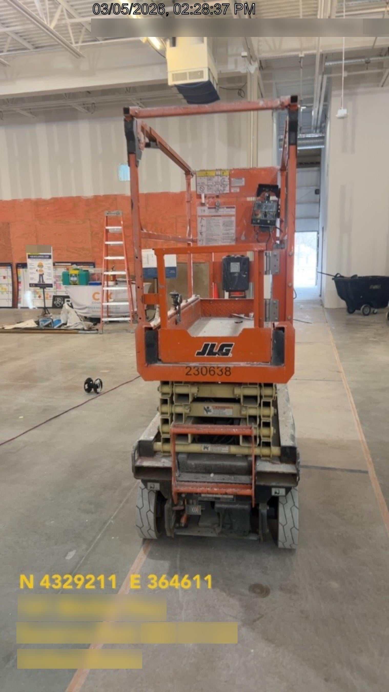 2022 JLG ES1932