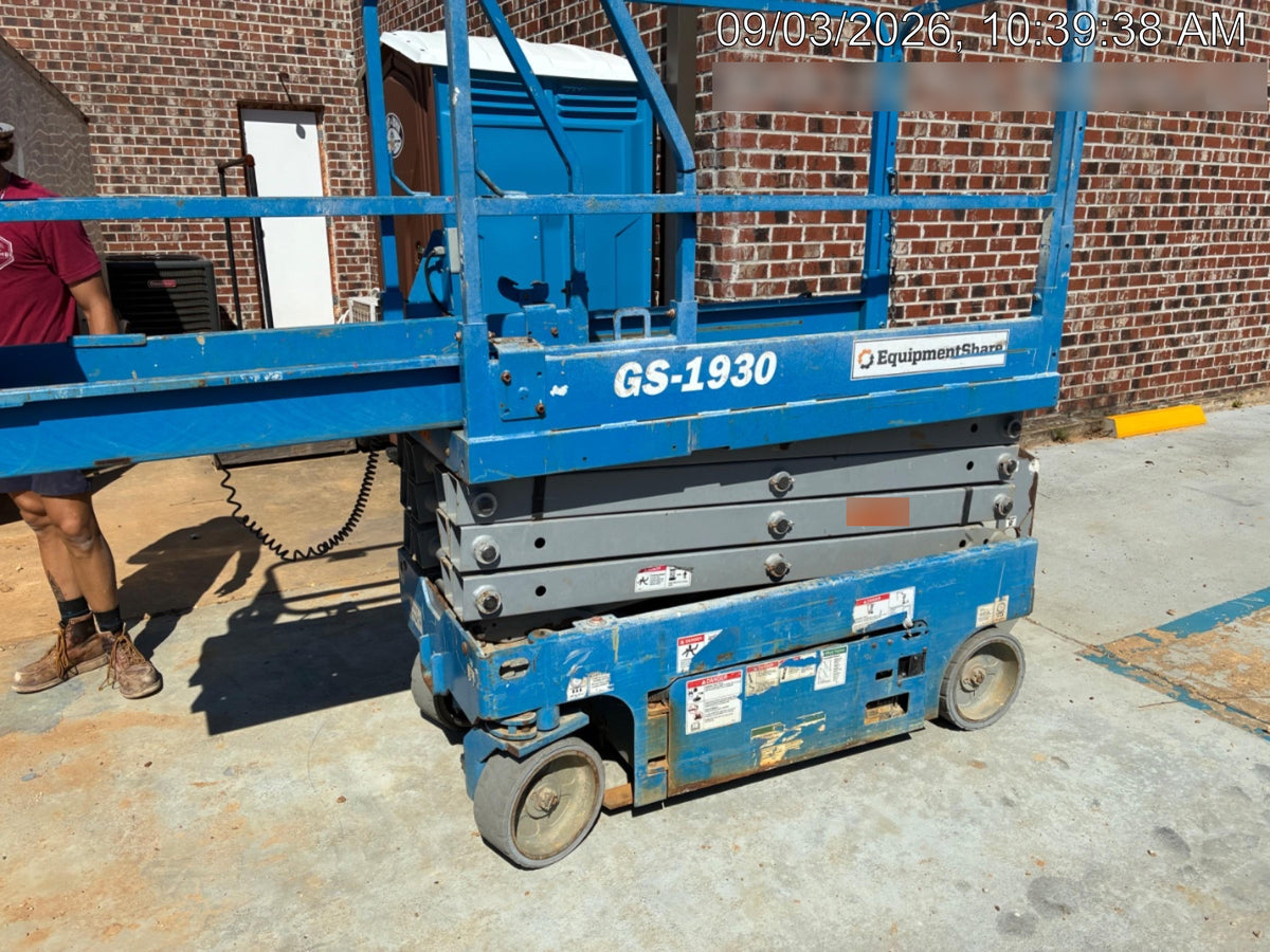 2020 Genie GS-1930 Fixed rails with chain entry gate - Pre A92.20