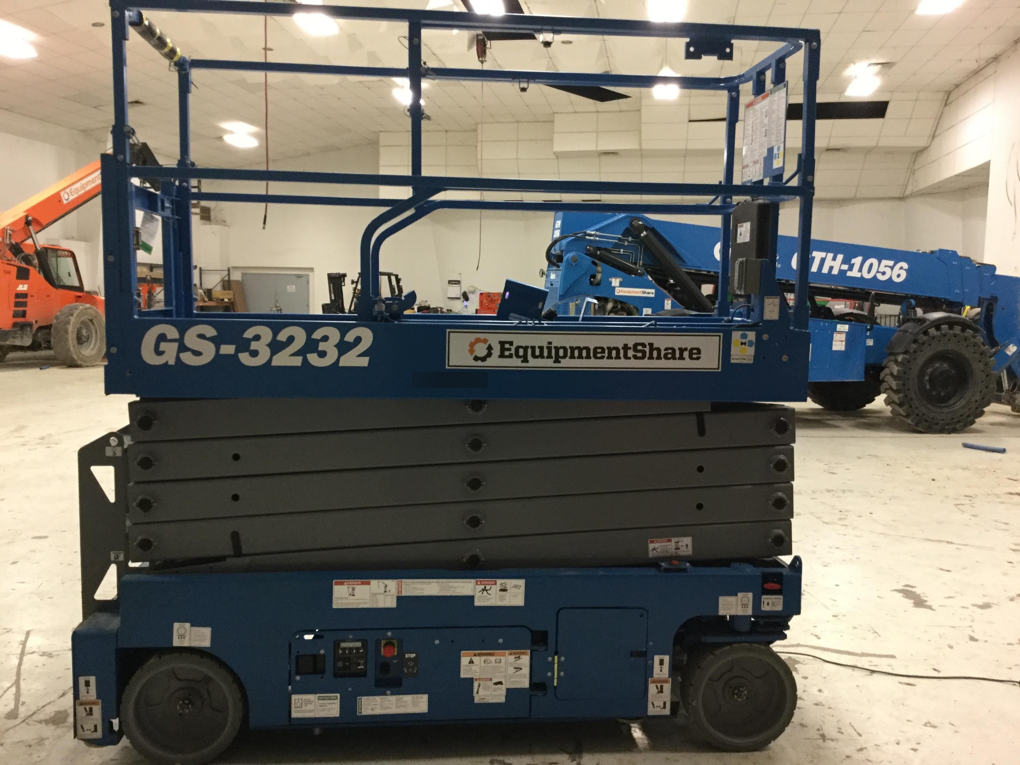 2018 GENIE GS-3232