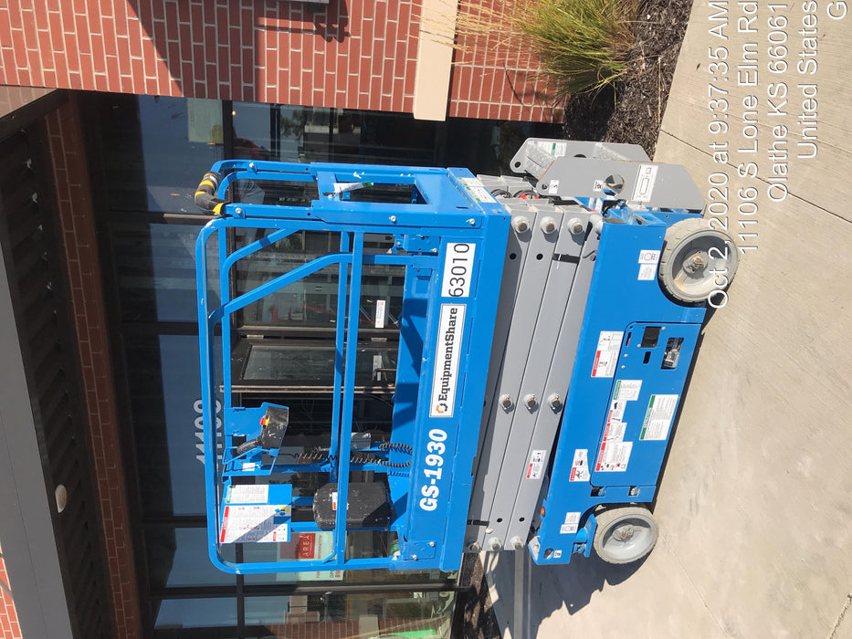 2020 Genie GS-1930 Solid Non Marking Tires, Beacon, Folding rails with half height swing gate