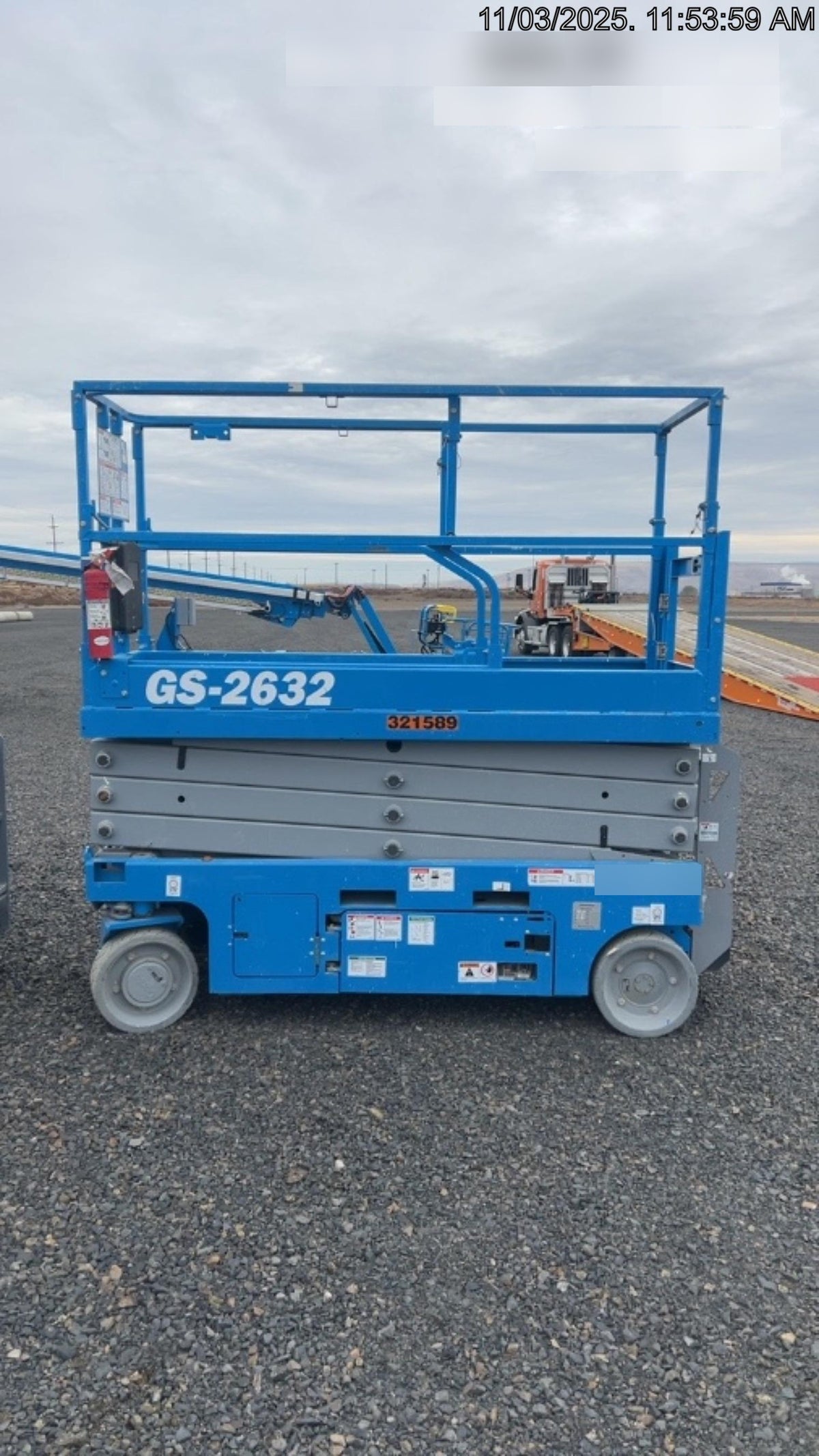 2023 GENIE GS-2632