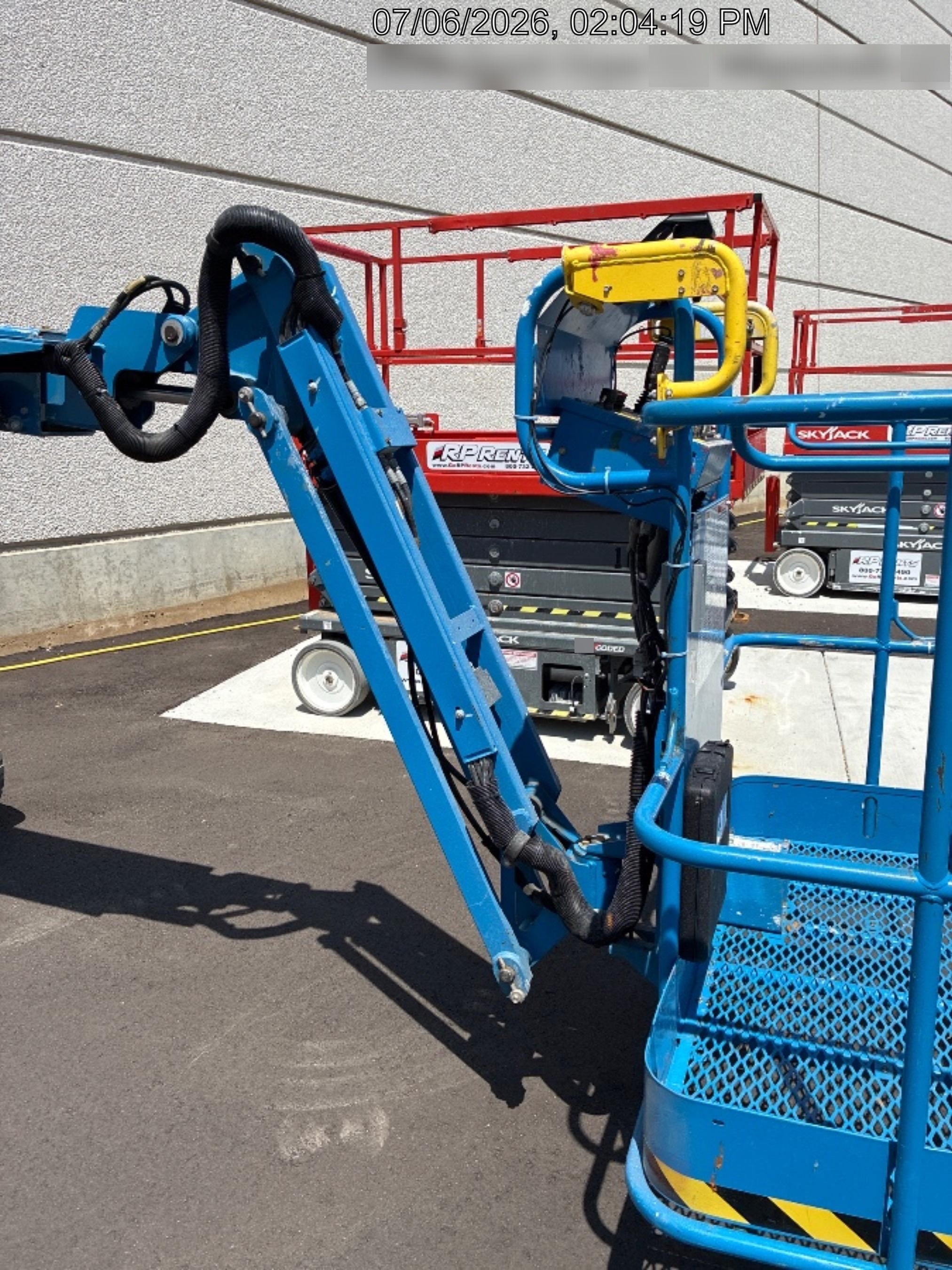 2017 GENIE Z-34/22N