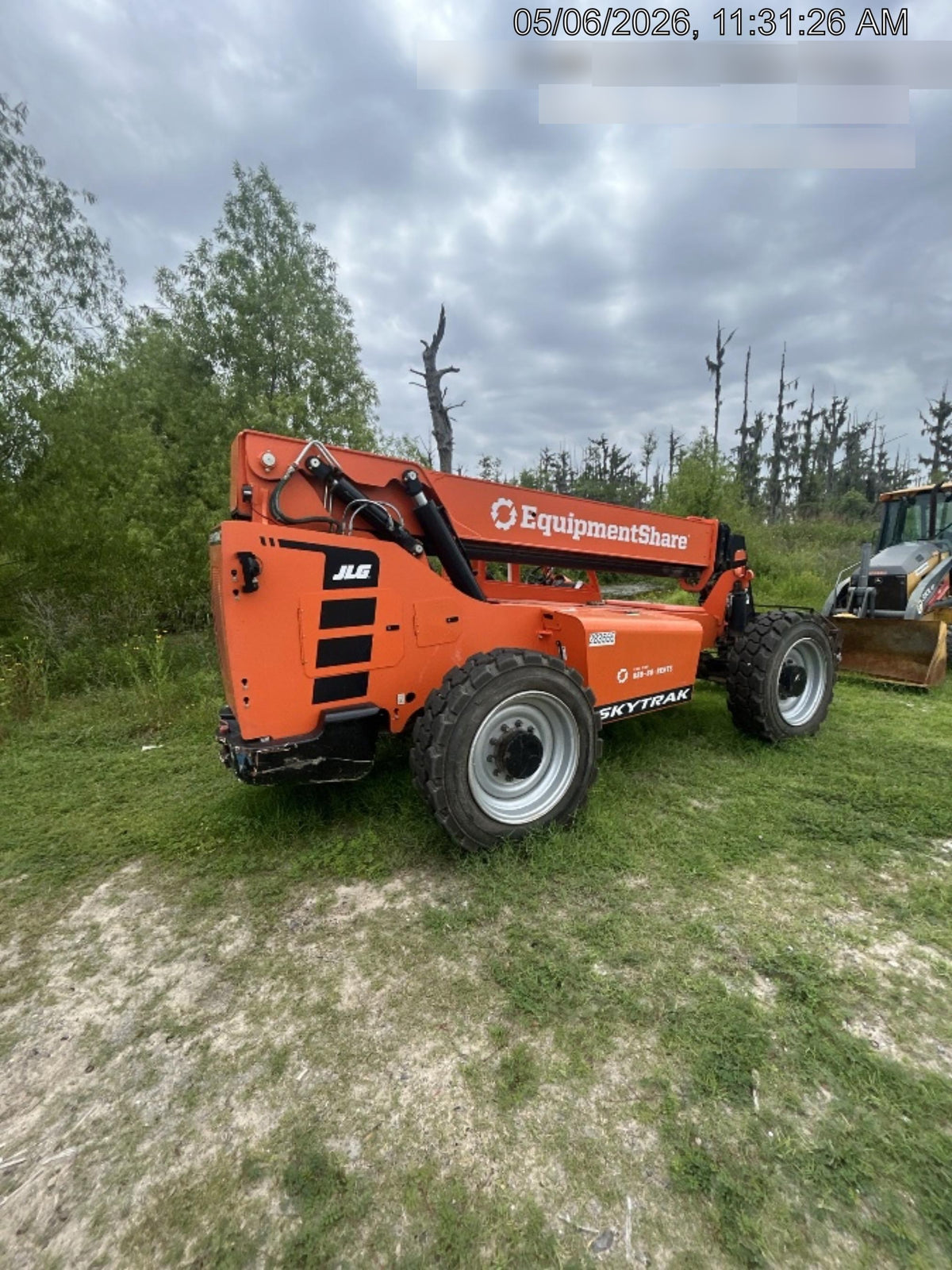 2022 SKYTRAK 8042