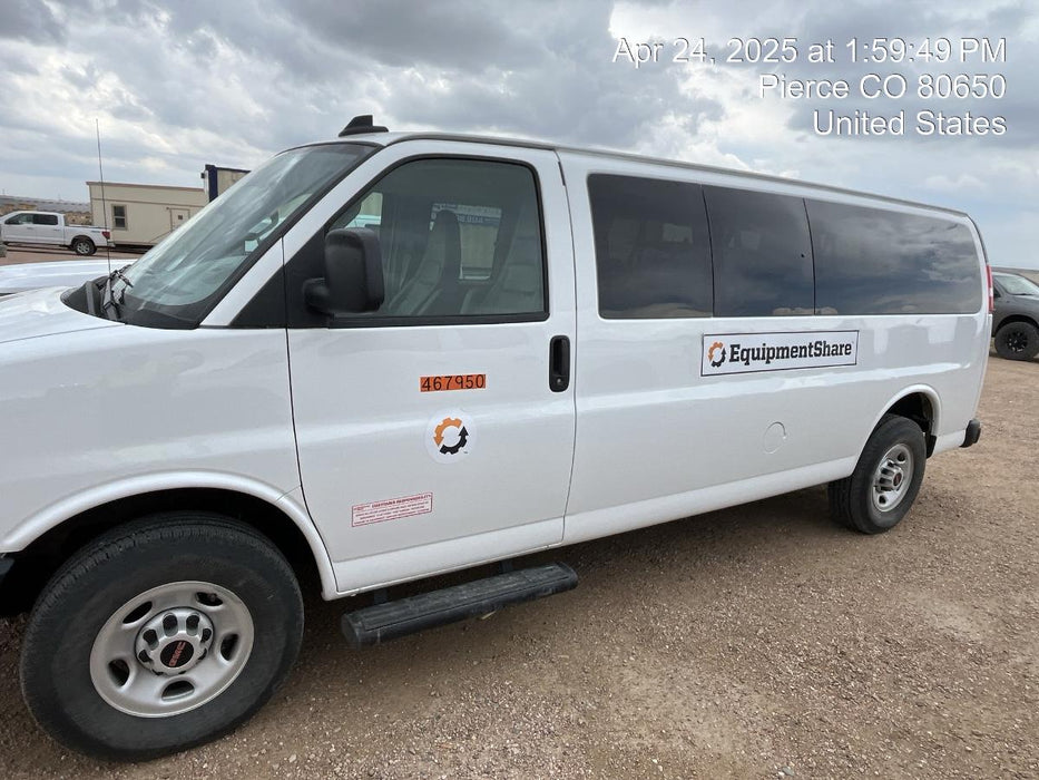2025 CHEVROLET Express Van - Rental