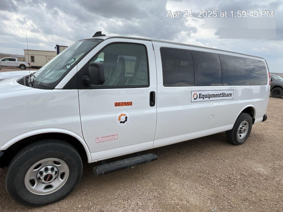2025 CHEVROLET Express Van - Rental