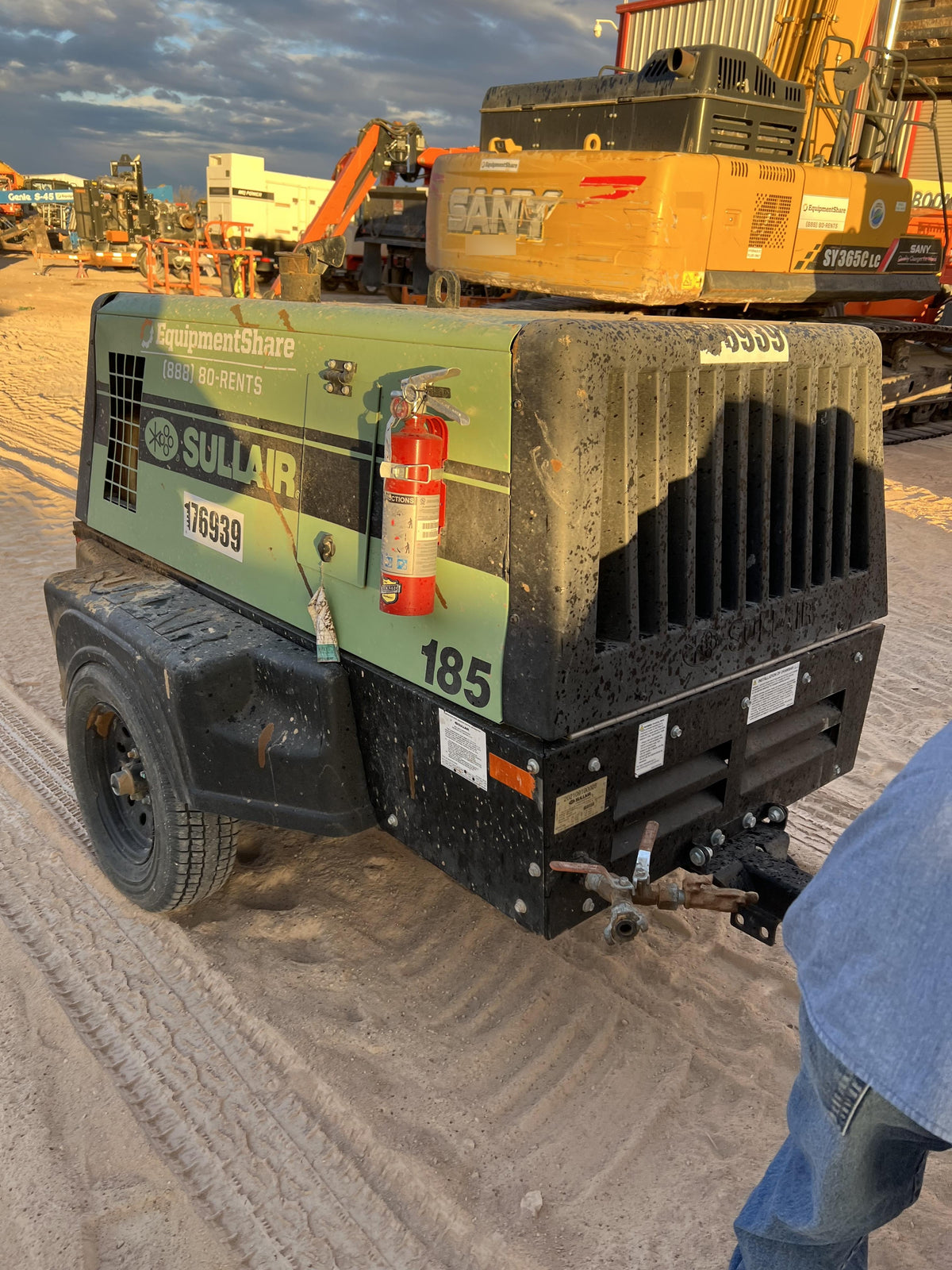 2021 SULLAIR 185D-DPQ KU4F