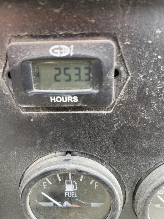 2022 Lincoln Electric Vantage 322 Trlr Mounted, Cable Rack, Light Kit