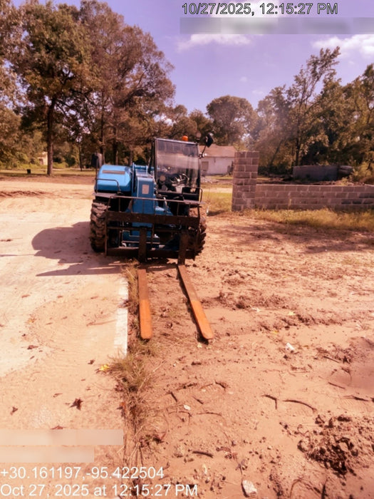 2019 Genie GTH-5519 Cab/Heat/AC, Solid RT Tires, LED Work Lights, Beacon 48" Carriage, 48" Forks