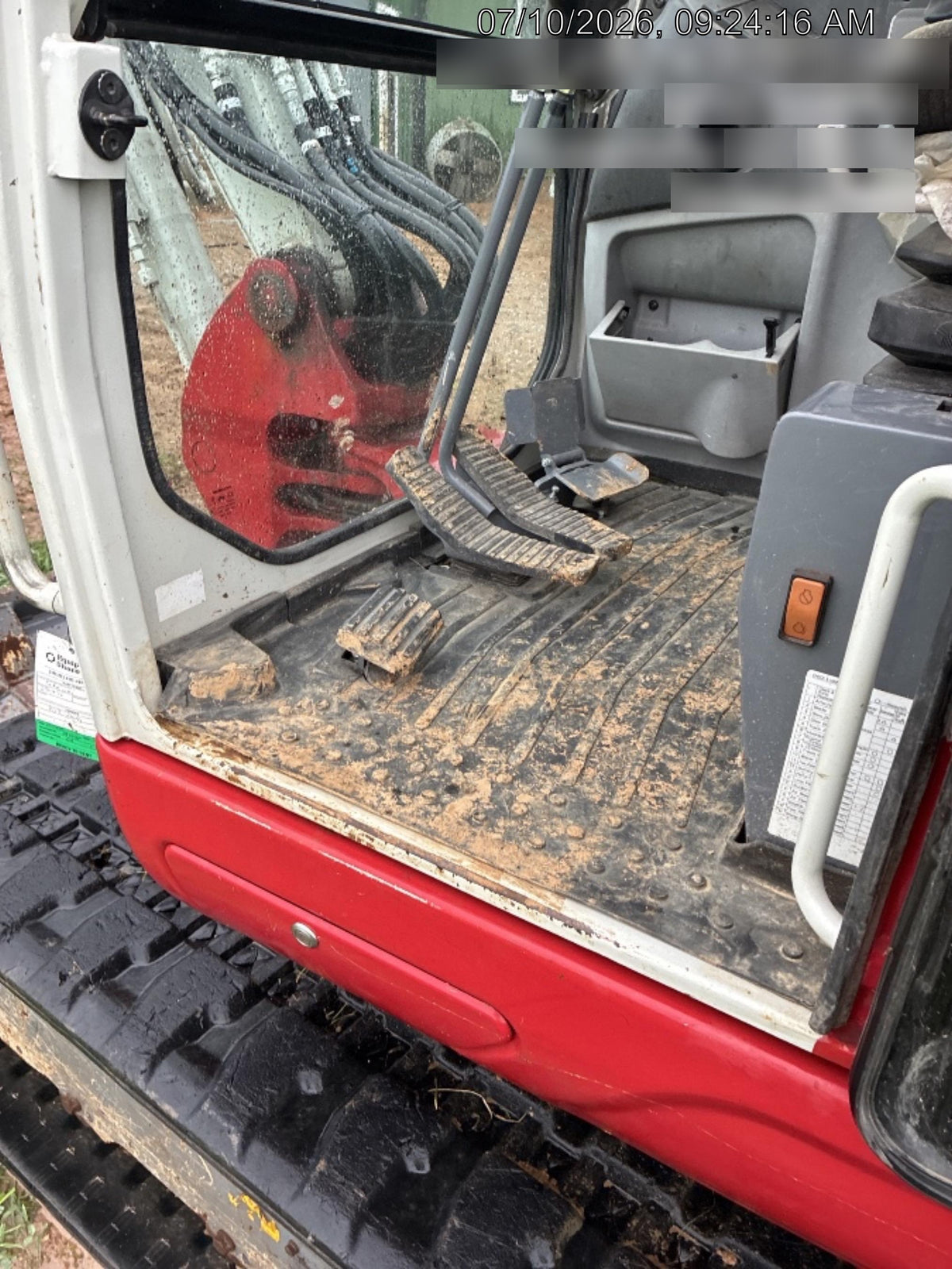 2023 TAKEUCHI TB250-2CR