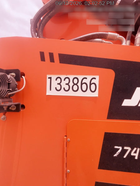 2021 SKYTRAK 8042