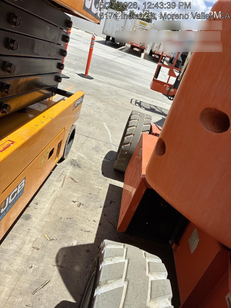 2019 JLG E450AJ