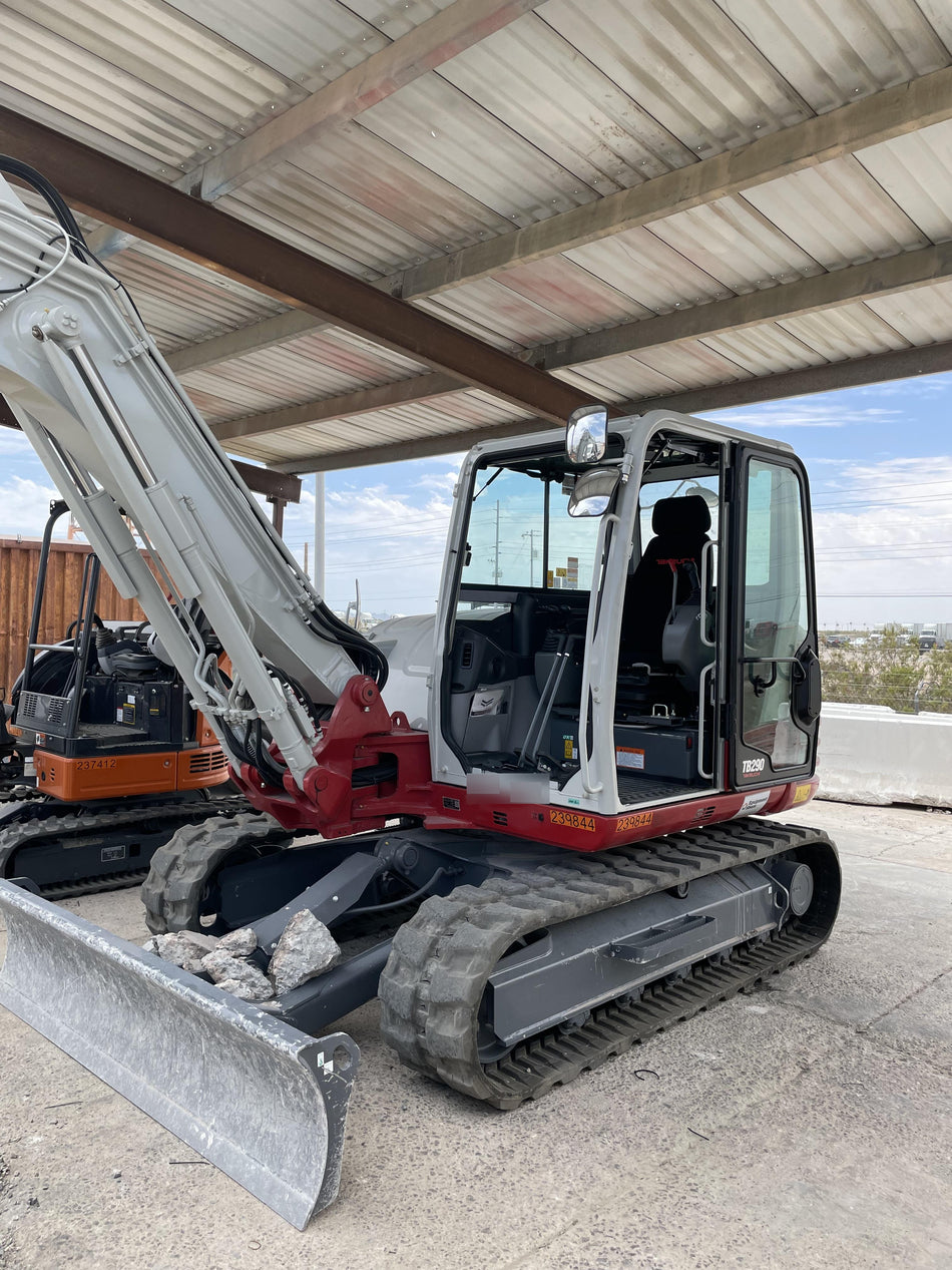2022 TAKEUCHI TB290-CR