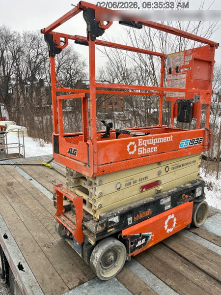 2023 JLG ES1932